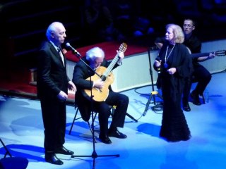 Silêncio Canta-se o Fado