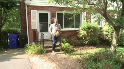 Furloughed US federal workers worry about paying their bills. Duration: 2:14