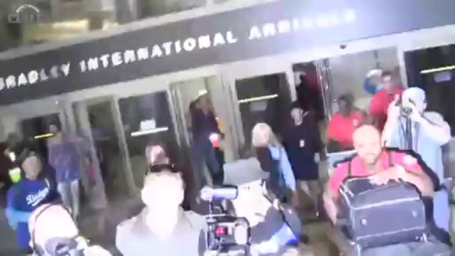 Kim Kardashian without Kanye West Causes Chaos at LAX