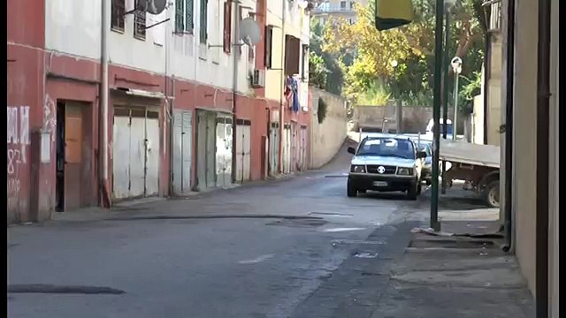 Napoli - Agguato a Pianura, feriti padre e figlio -live- (03.10.13)