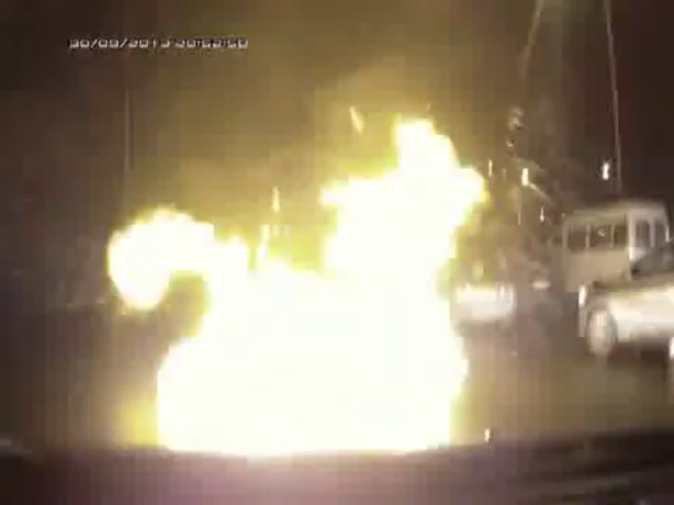 Voiture explose dans un bouchon