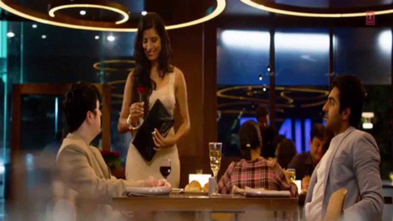 Nautanki Saala Comedy Scene - Tum Notice Nahi karti _ Ayushmann Khurrana, Gaelyn Mendonca