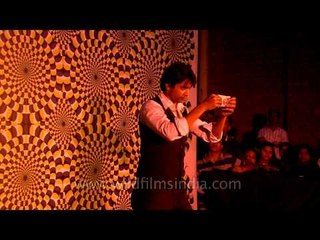 Fascinating performance by Magician : at Dilli Haat