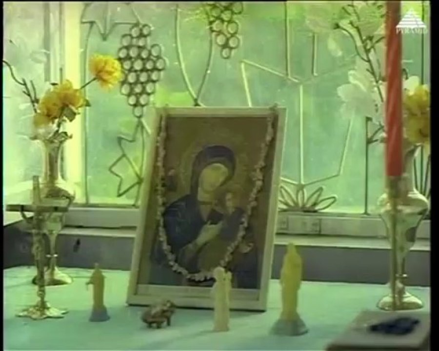 Sangeetha Vaanil - CHINNA POOVAE MELLA PEASU (1987)