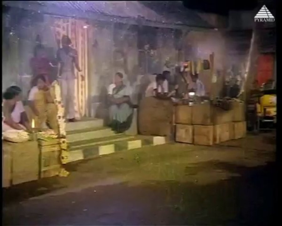 Ye Pulla Karuppaye - CHINNA POOVAE MELLA PEASU (1987)