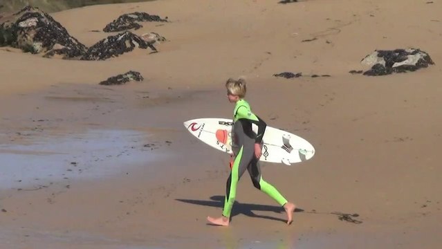 Théo Julitte surf Bretagne été 2013