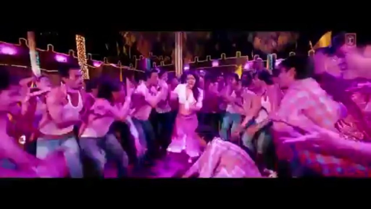_Pinky Zanjeer_ Movie Song (Hindi) _ Priyanka Chopra, Ram Charan,