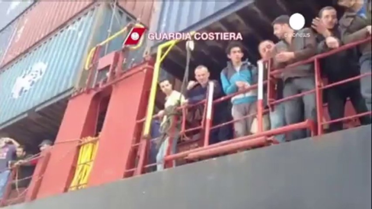 Rough weather hampers recovery efforts off Lampedusa