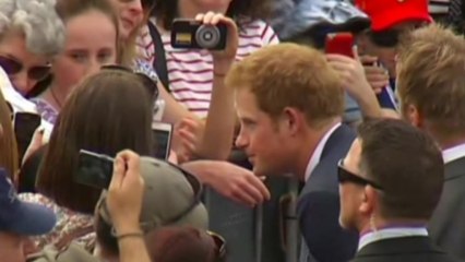 Prince Harry meets and greets Australian public