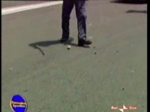 Ultras - Scontri Roma-Lazio 04-05