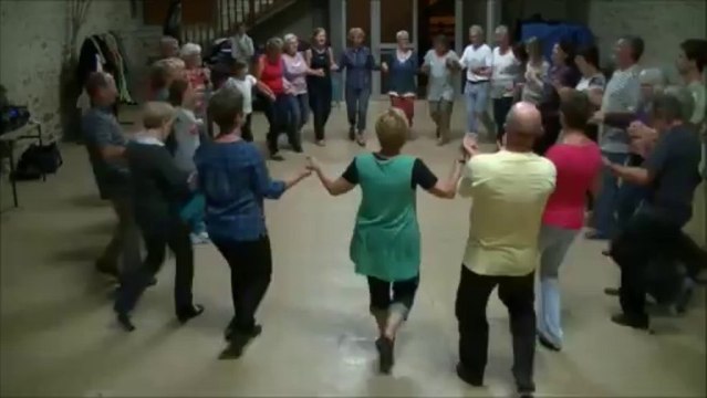 folkpourtous147 cercle circassien 10/13