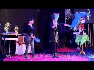 Magician Sangeeta Showing Rope Tricks and many more : at Dilli Haat