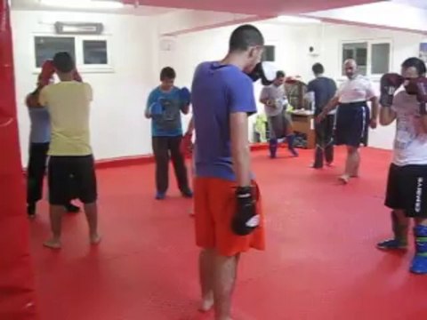 İSTANBUL ÖZEL KİCKBOKS KURSLARI