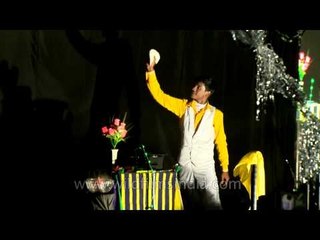 Fantastic Performance by Magician : at Dilli Haat