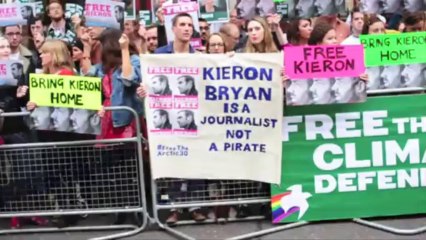 Manifestation de Greenpeace à Londres