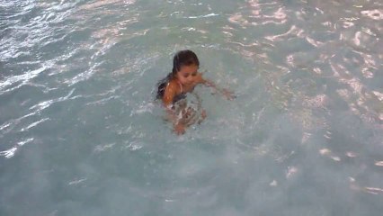 SWIMMING & DIVING NIRIN & SIYONA - DINESH VORA