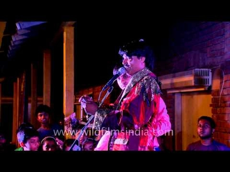 Magician Showing  the Card Tricks to the audience : at Dilli Haat Magic Fest