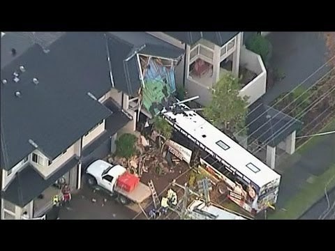 Driver dies after bus crashes into a house in Australia