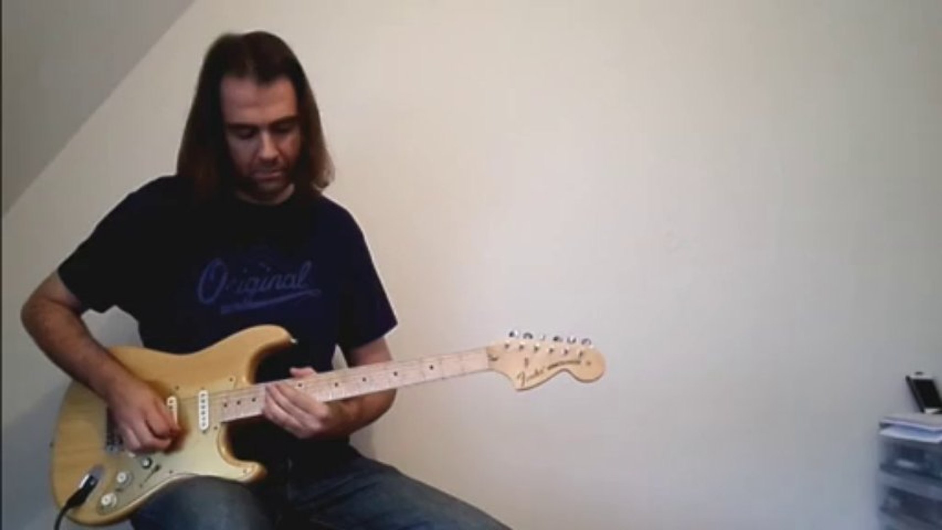 Stromae, "Papaoutai" - Version Guitare Electrique - Vidéo Dailymotion