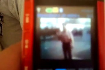 Senora toma fotos sin caveza