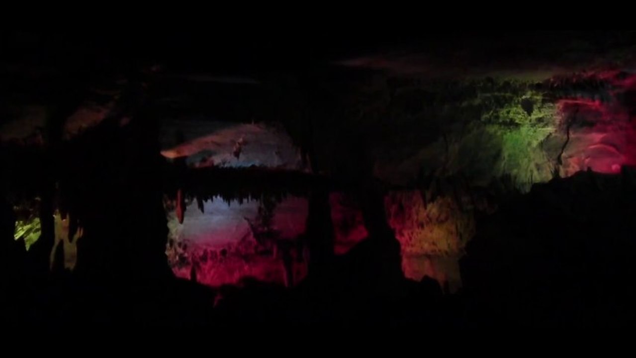 Penn's Cave & Wildlife Park Video Tour