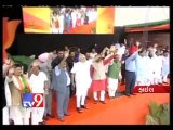 Narendra Modi leads,BJP follows :Shiv Sena on 'toilet before temple' remark - Tv9 Gujarat
