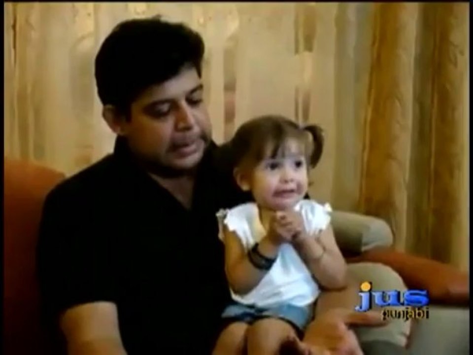 Watch the Talent of 1 Year old Little Girl