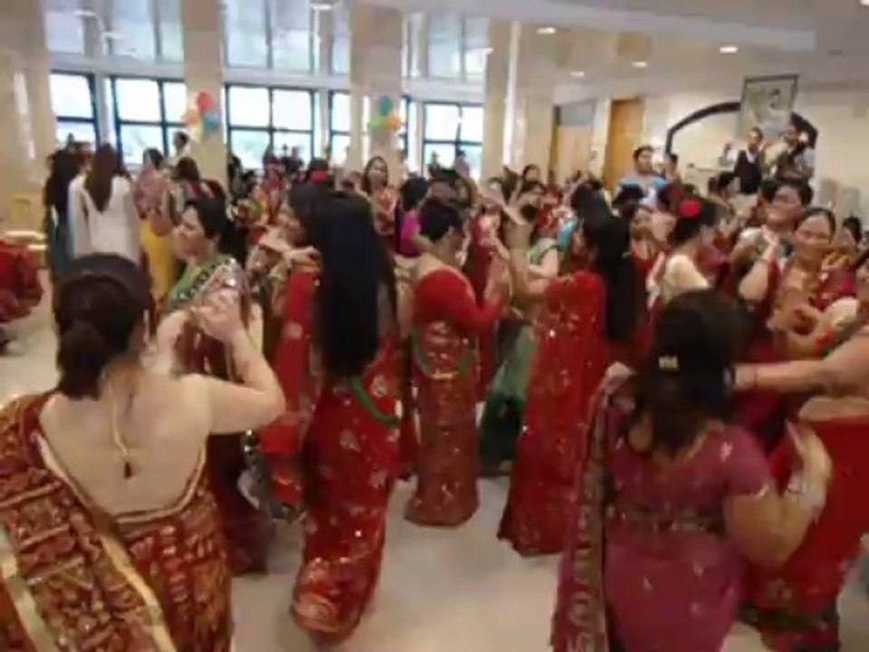NRNA Teez Programme 2013 Portugal  ७ नेपाली नारीहरु तीजमा नाच्दै रमाउदै @इन्द्रेणीका यात्रा यादहरु
