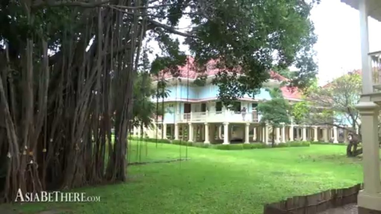 Banyan Tree in Mrigadayavan Palacen, Palace of Love and Hope Thailand