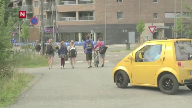 Installer un klaxon de train sur une voiture électrique pour faire peur