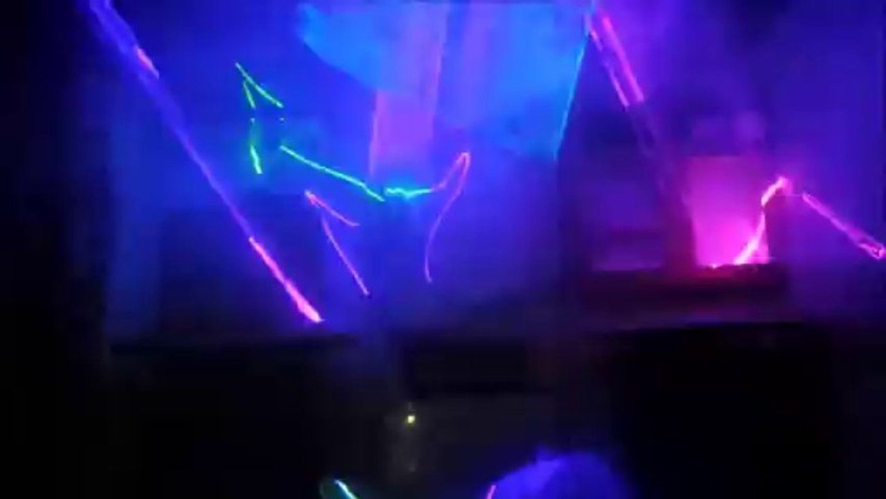 MM Light & Sound  Lasershow