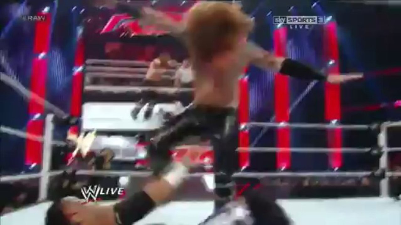RAW 08-19-2013
