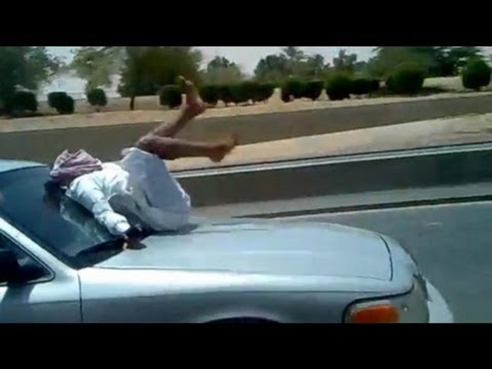 Involuntary hood surfing: Insane high speed ride ends in tragedy