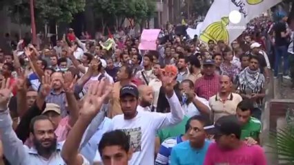 Egitto, scontri e sangue nelle celebrazioni della guerra...