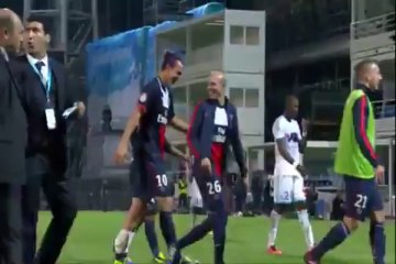 Lavezzi'den kameramana eşek şakası