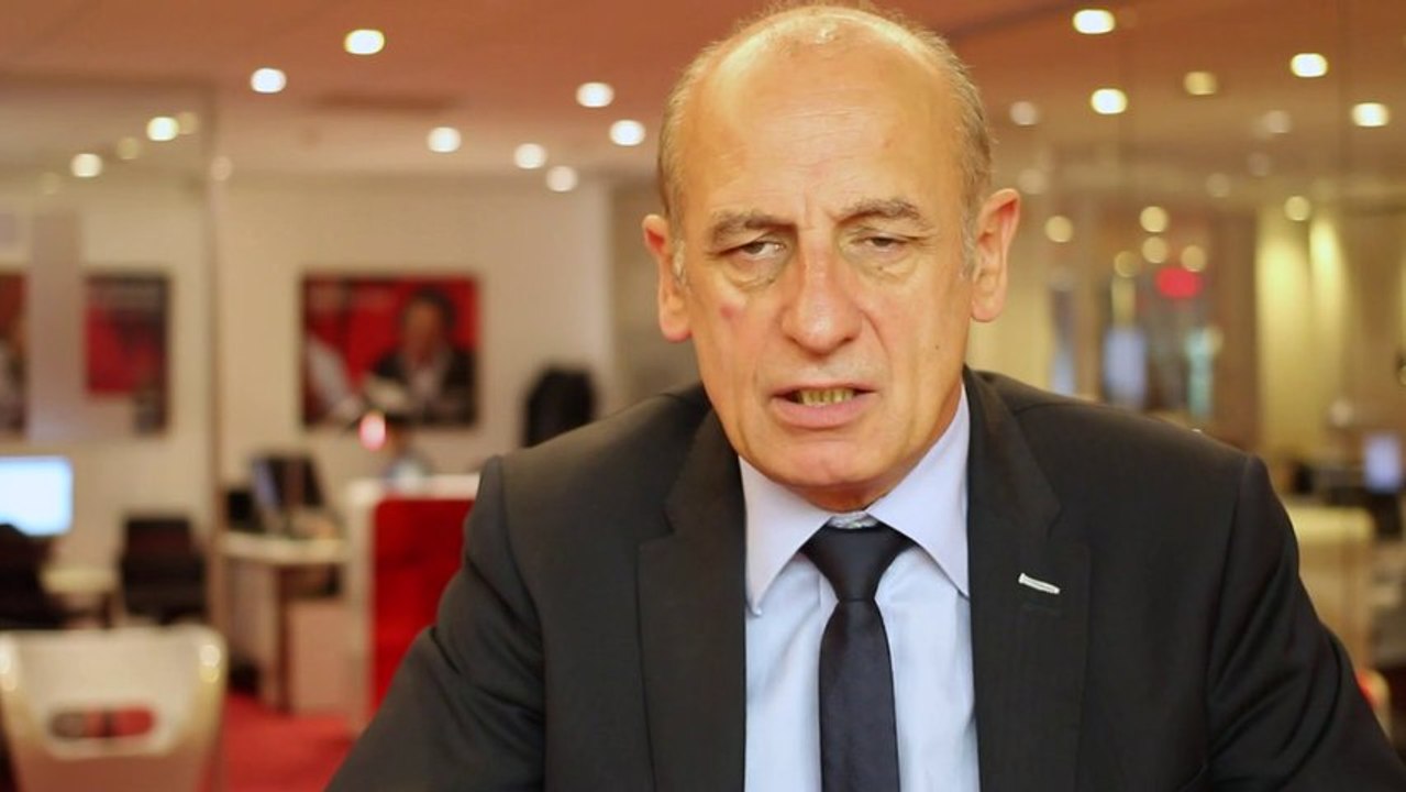 Rythmes scolaires : "Vincent Peillon sait que sur cette réforme, il joue son avenir"