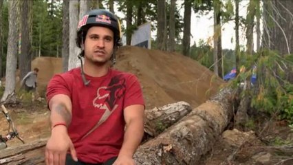 Gearing up - Red Bull Rampage - Yannick Granieri