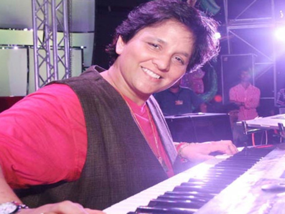 5 Interesting Facts About  Falguni Pathak