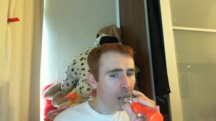 Wiwi égratigne "plus le coeur à ça" de Mademoiselle K