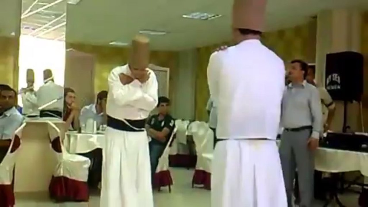 Ebubekir - Adına Kurbanım zikirli ilahi dinle