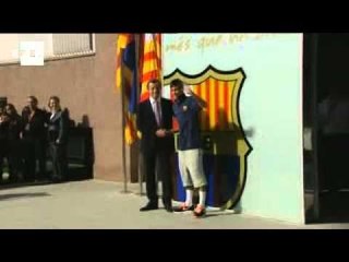 Neymar signs makes lightning visit to Spain to sign with Barça