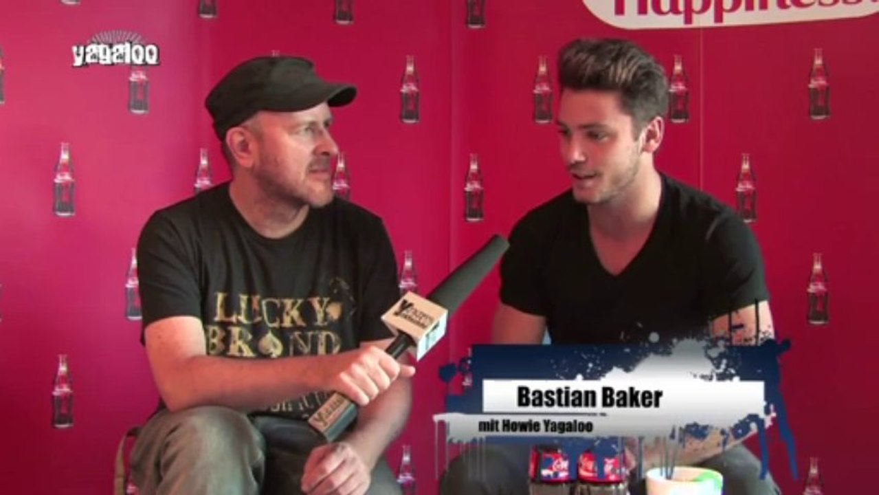 Bastian baker im interview beim coke festival of happiness