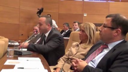 Meclis’ten istifa sesleri yükseldi