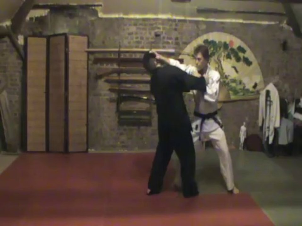 Shizentai ryo mune dori : waki gatame (forme 2)