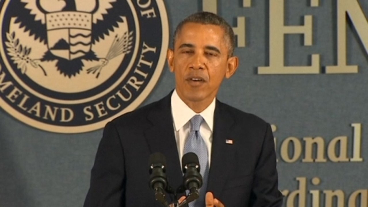 Obama urges House to vote on a clean spending bill to end shutdown