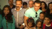 Salman Khan Spends Time With Underprivileged Children At A Hospital