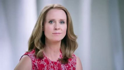 Cynthia Nixon Talks Rosacea Triggers