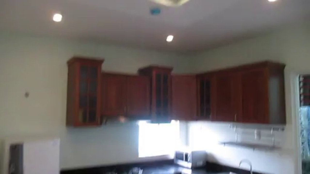 Cho thuê căn hộ dịch vụ ngắn hạn đường Calmetee quận 1