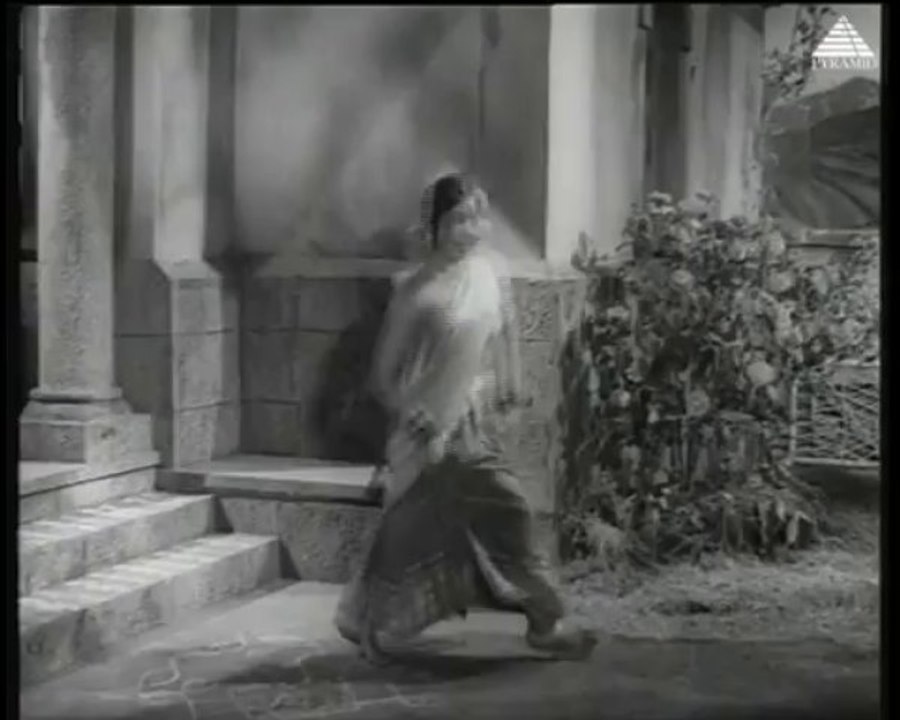 Ennaippaadavathavan - ARASAKATTALAI (1967)