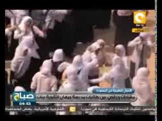 صباح ON: رقص الطالبات على الأغاني الوطنية وطالبات ترد بإشارة رابعة